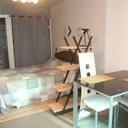 Studio Boulevard Berthollet 아파트