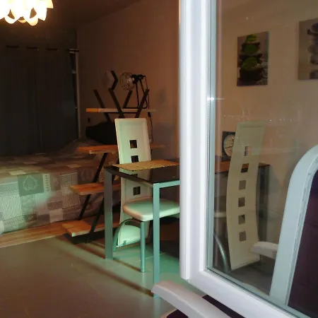 Studio Boulevard Berthollet 아파트 *